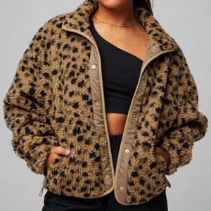 Fabletics Tahoe Teddy Jacket in Abstract Cheetah/Dark Twill Animal Print - XL